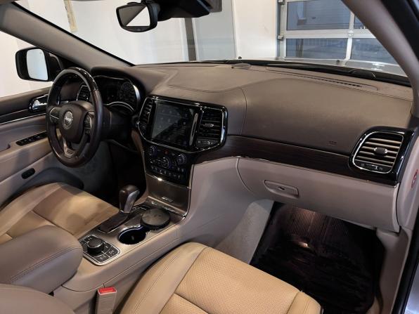 Jeep Grand Cherokee IV (WK2) Рестайлинг с пробегом 2021 года, цена 5 000 000 рублей, 72671 км, внедорожник, Автокод Объявления