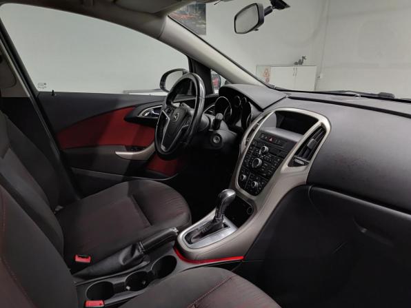 Opel Astra J с пробегом 2012 года, цена 834 000 рублей, 165000 км, универсал, Автокод Объявления