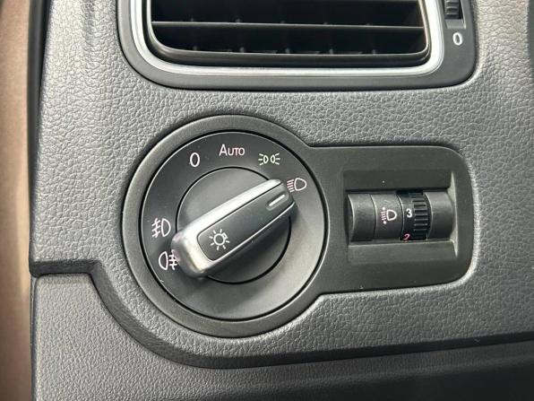 Volkswagen Polo V Рестайлинг с пробегом 2017 года, цена 1 169 687 рублей, 78463 км, седан, Автокод Объявления