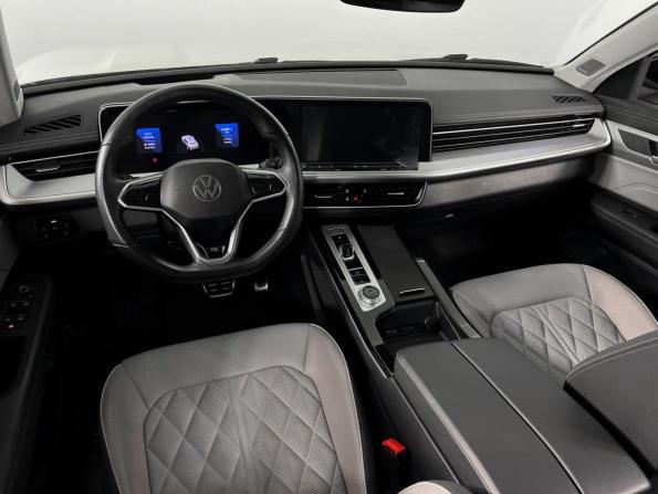 Volkswagen Tavendor I с пробегом 2024 года, цена 4 965 900 рублей, 46285 км, внедорожник, Автокод Объявления