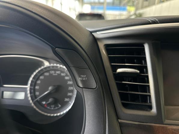 Infiniti QX60 I Рестайлинг с пробегом 2017 года, цена 1 990 000 рублей, 211344 км, внедорожник, Автокод Объявления