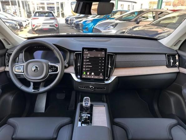 Volvo XC90 II Рестайлинг 2 с пробегом 2026 года, цена 9 250 000 рублей, 33 км, внедорожник, Автокод Объявления