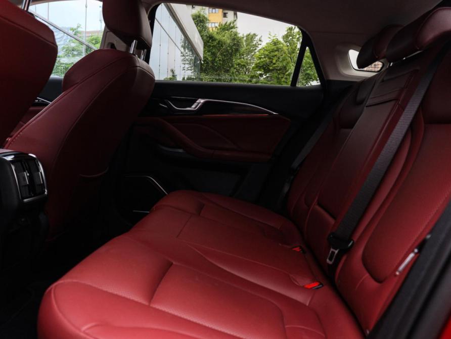 FAW Bestune B70 I Москва  - изображение 9
