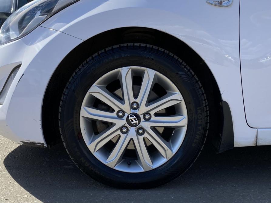 Hyundai Elantra V (MD) Рестайлинг Москва  - изображение 9
