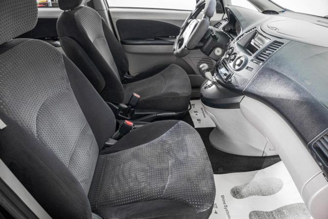 Mitsubishi Grandis I с пробегом 2006 года, цена 679 000 рублей, 393400 км, минивэн, Автокод Объявления