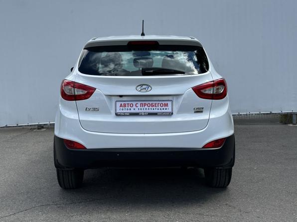 Hyundai ix35 I Рестайлинг с пробегом 2015 года, цена 1 420 000 рублей, 215784 км, внедорожник, Автокод Объявления