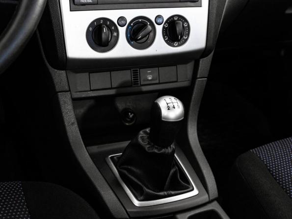 Ford Focus II с пробегом 2006 года, цена 289 000 рублей, 303804 км, седан, Автокод Объявления