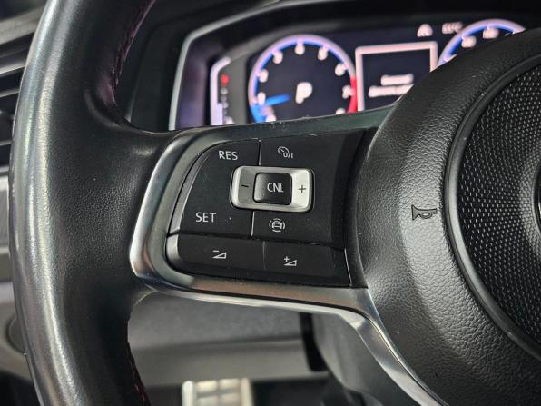 Volkswagen Jetta VII с пробегом 2019 года, цена 2 450 000 рублей, 133400 км, седан, Автокод Объявления