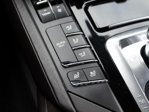 Porsche Cayenne II Рестайлинг (958) с пробегом 2015 года, цена 3 700 000 рублей, 176565 км, внедорожник, Автокод Объявления