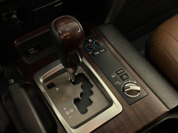 Toyota Land Cruiser 200 Series Рестайлинг 1 с пробегом 2014 года, цена 3 680 000 рублей, 274704 км, внедорожник, Автокод Объявления