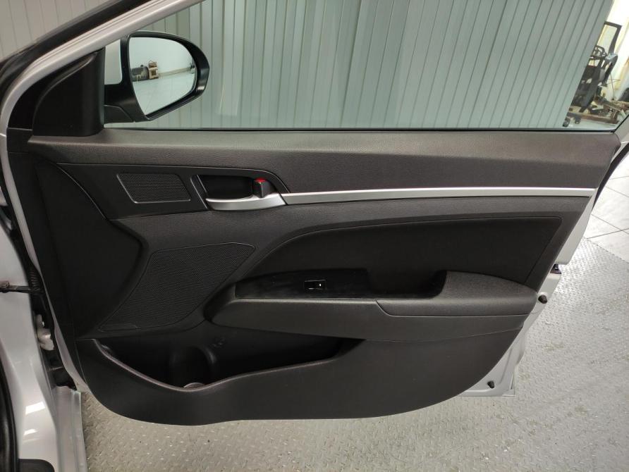 Hyundai Elantra VI (AD) Рестайлинг Пермь  - изображение 16