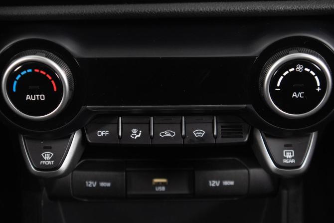 Kia Rio IV Рестайлинг с пробегом 2020 года, цена 1 849 000 рублей, 41259 км, седан, Автокод Объявления