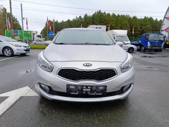 Kia Ceed II с пробегом 2014 года, цена 1 054 995 рублей, 202689 км, хэтчбек, Автокод Объявления