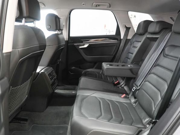 Volkswagen Touareg III с пробегом 2021 года, цена 5 119 900 рублей, 88688 км, внедорожник, Автокод Объявления