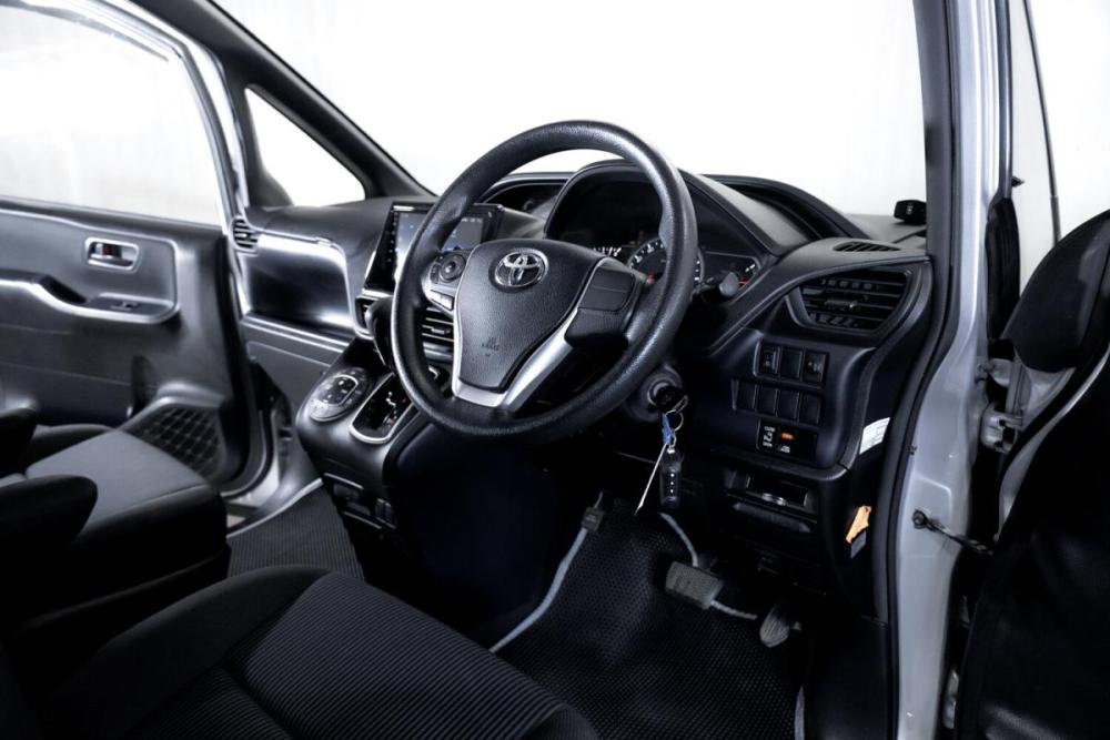 Toyota Noah III (R80) Тюмень  - изображение 13