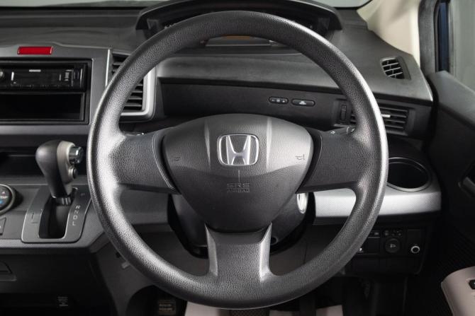 Honda Freed I с пробегом 2010 года, цена 1 199 000 рублей, 136000 км, компактвэн, Автокод Объявления