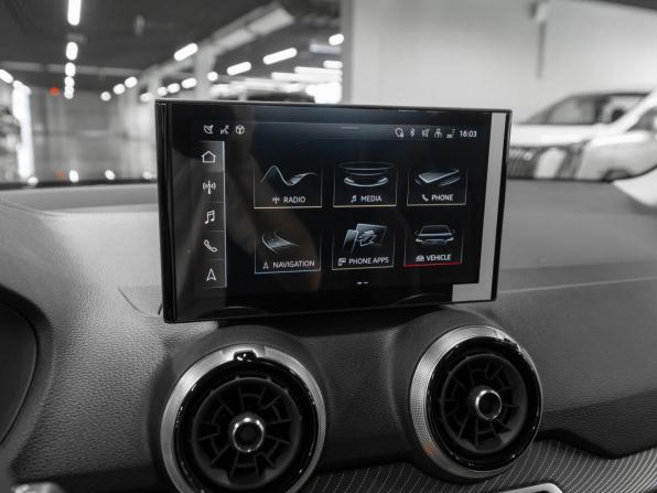 Audi Q2 I Рестайлинг с пробегом 2025 года, цена 3 800 000 рублей, 36 км, внедорожник, Автокод Объявления