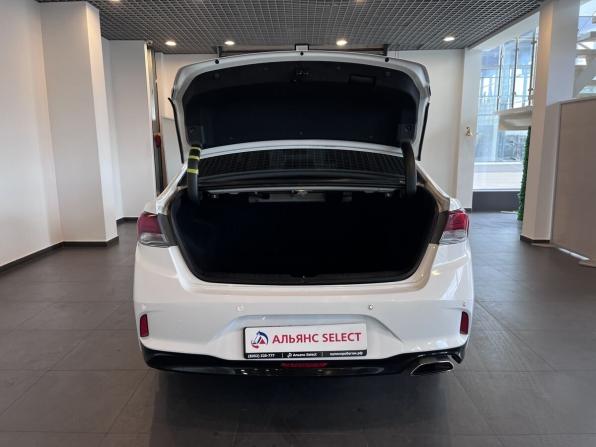 Hyundai Sonata VII (LF) Рестайлинг с пробегом 2018 года, цена 1 700 000 рублей, 183442 км, седан, Автокод Объявления
