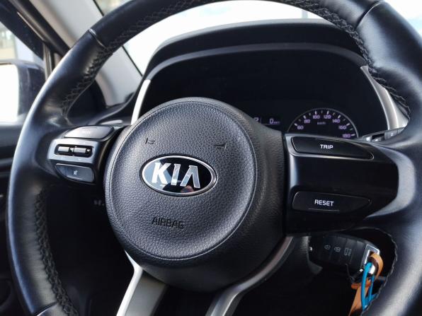 Kia Rio IV Рестайлинг с пробегом 2020 года, цена 1 430 000 рублей, 72000 км, хэтчбек, Автокод Объявления