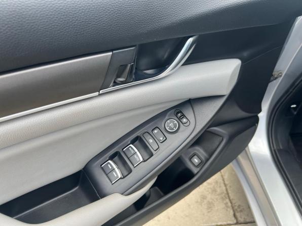 Honda Accord X с пробегом 2020 года, цена 1 827 000 рублей, 122710 км, седан, Автокод Объявления