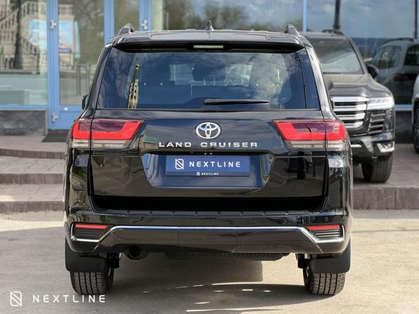 Новый Toyota Land Cruiser 300 Series 2025 года, цена 17 490 000 рублей, внедорожник, Автокод Объявления