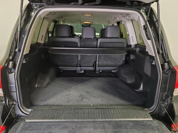 Toyota Land Cruiser 200 Series Рестайлинг 2 с пробегом 2018 года, цена 5 599 000 рублей, 230179 км, внедорожник, Автокод Объявления