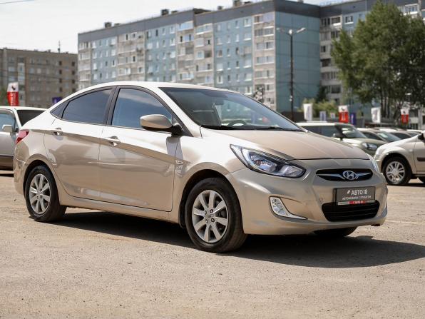 Hyundai Solaris I с пробегом 2012 года, цена 649 000 рублей, 234395 км, седан, Автокод Объявления