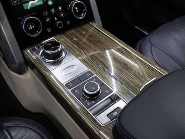 Land Rover Range Rover IV Рестайлинг с пробегом 2018 года, цена 7 598 000 рублей, 98829 км, внедорожник, Автокод Объявления