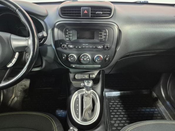 Kia Soul II с пробегом 2015 года, цена 1 350 000 рублей, 132122 км, хэтчбек, Автокод Объявления