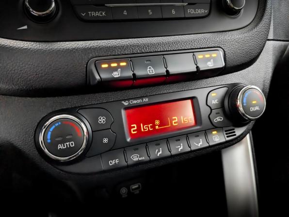 Kia Ceed II Рестайлинг с пробегом 2016 года, цена 1 330 000 рублей, 130830 км, хэтчбек, Автокод Объявления