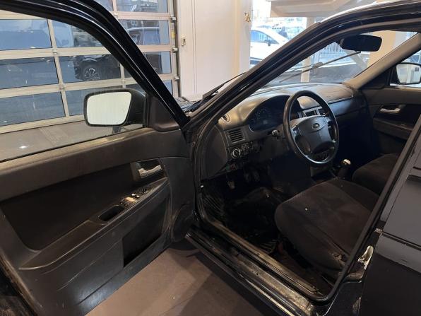 Lada (ВАЗ) Priora I с пробегом 2012 года, цена 265 000 рублей, 270658 км, хэтчбек, Автокод Объявления