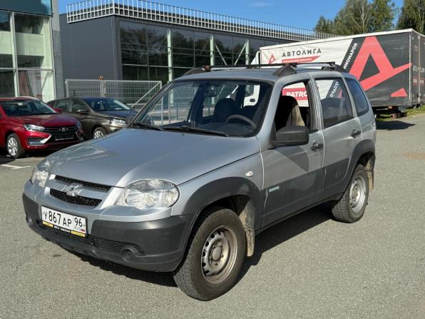 Chevrolet Niva I Рестайлинг с пробегом 2012 года, цена 429 000 рублей, 123000 км, внедорожник, Автокод Объявления