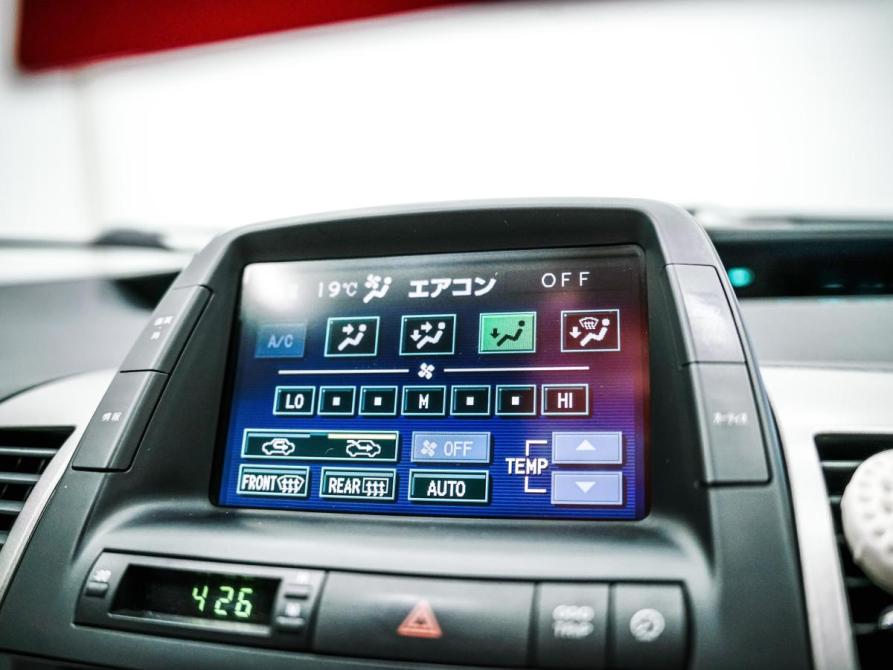 Toyota Prius II Рестайлинг (XW20) Красноярск  - изображение 24