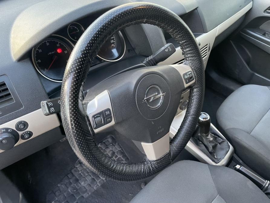 Opel Astra H Рестайлинг Москва  - изображение 13