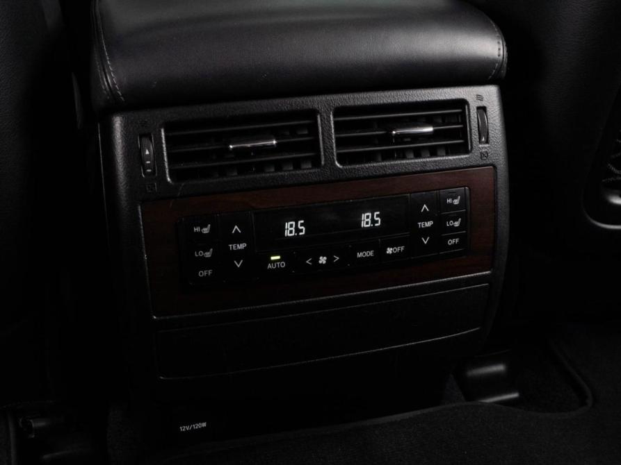 Toyota Land Cruiser 200 Series Рестайлинг 2 Тюмень  - изображение 27