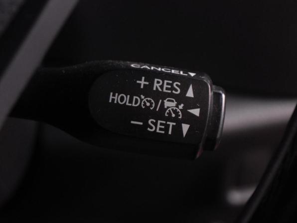Toyota C-HR I с пробегом 2017 года, цена 1 669 000 рублей, 151052 км, внедорожник, Автокод Объявления