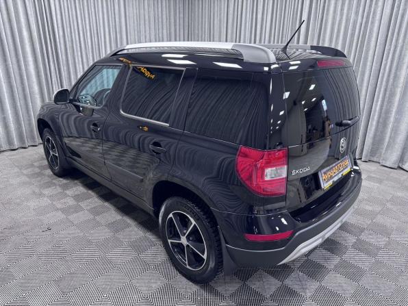 Skoda Yeti I Рестайлинг с пробегом 2014 года, цена 1 400 000 рублей, 135957 км, внедорожник, Автокод Объявления
