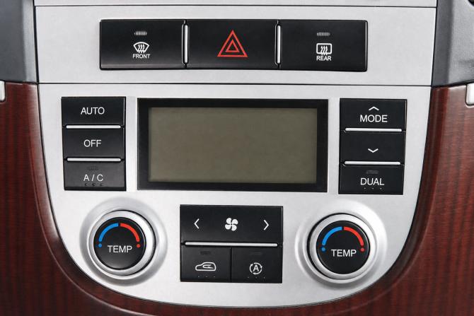 Hyundai Santa Fe II с пробегом 2008 года, цена 1 279 000 рублей, 270714 км, внедорожник, Автокод Объявления
