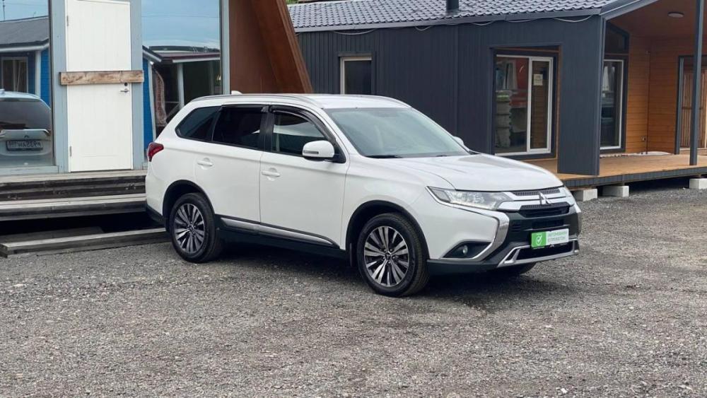 Mitsubishi Outlander III Рестайлинг 3 Санкт-Петербург  - изображение 3