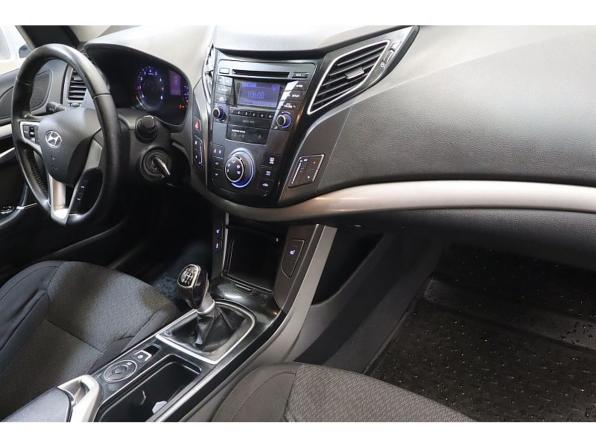 Hyundai i40 I с пробегом 2013 года, цена 984 000 рублей, 201725 км, седан, Автокод Объявления
