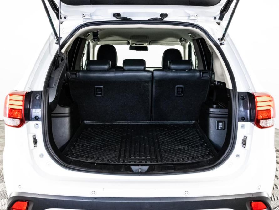 Mitsubishi Outlander III Рестайлинг 3 Санкт-Петербург  - изображение 20