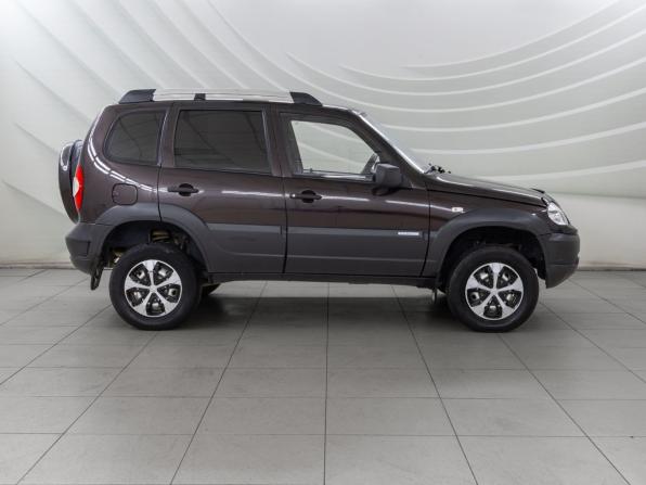 Chevrolet Niva I Рестайлинг с пробегом 2011 года, цена 488 000 рублей, 189730 км, внедорожник, Автокод Объявления