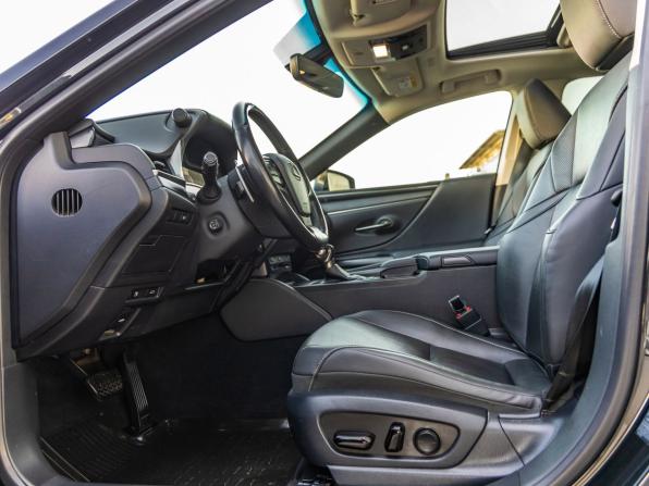 Lexus ES VII с пробегом 2020 года, цена 3 898 000 рублей, 116504 км, седан, Автокод Объявления