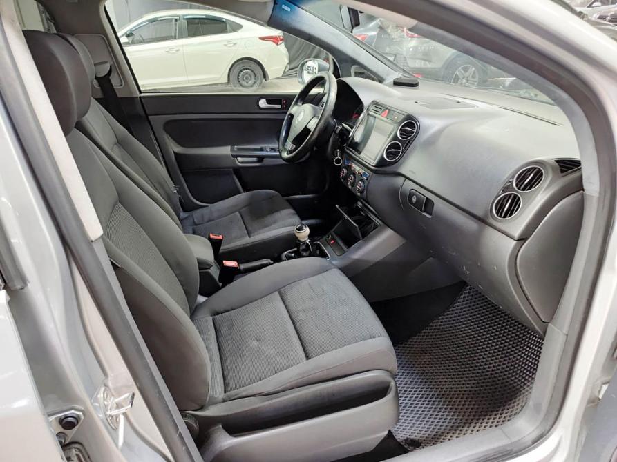 Volkswagen Golf Plus I Набережные Челны  - изображение 16