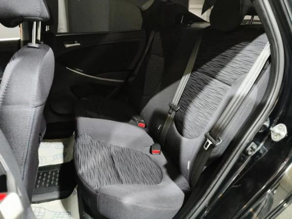 Hyundai Solaris I Рестайлинг с пробегом 2015 года, цена 999 000 рублей, 156587 км, седан, Автокод Объявления