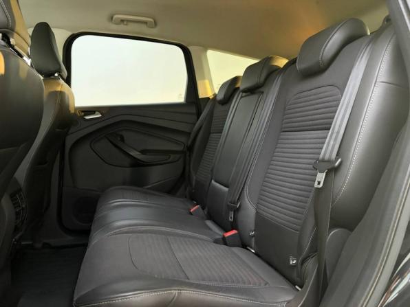 Ford Kuga II Рестайлинг с пробегом 2017 года, цена 1 499 000 рублей, 170900 км, внедорожник, Автокод Объявления