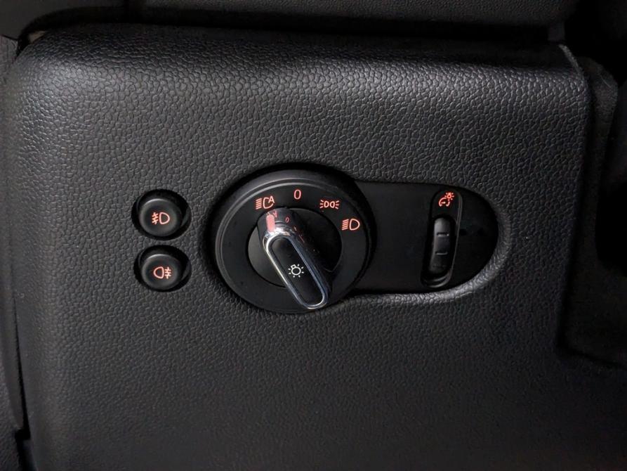 Mini Hatch III (F55/F56) Москва  - изображение 21