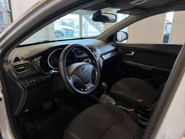 Kia Rio III с пробегом 2015 года, цена 900 000 рублей, 150032 км, седан, Автокод Объявления