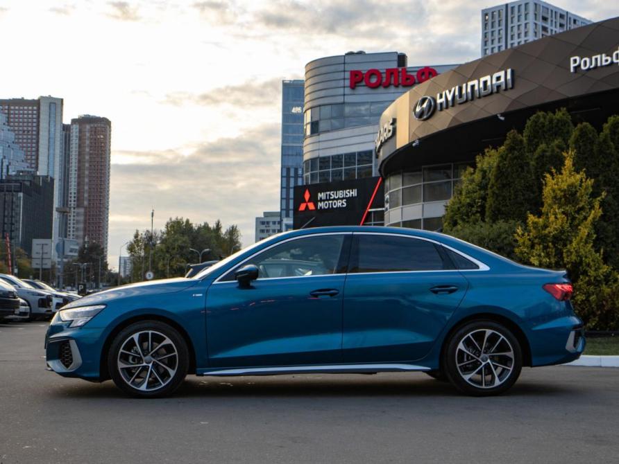 Audi A3 IV (8Y) Москва  - изображение 6