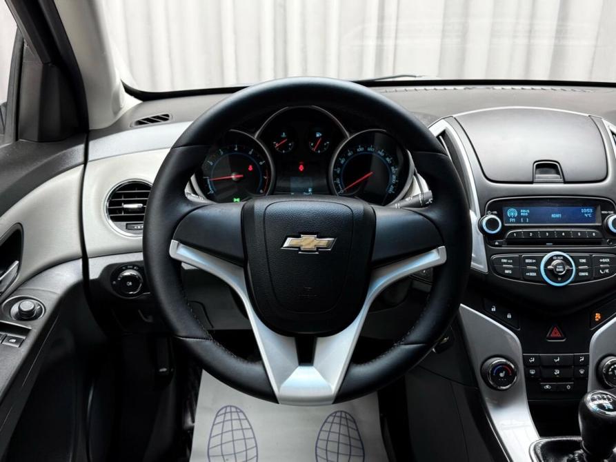 Chevrolet Cruze I Рестайлинг Ижевск  - изображение 18